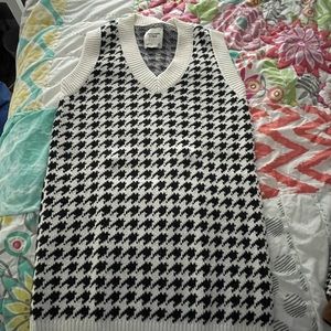 Sweater dress perfect for a game day at an SEC school